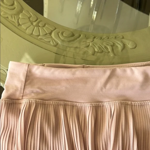 Lululemon Pink Pleated tennis Skirt - Picture 2 of 8